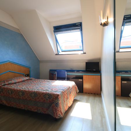 Hotel Lido Milano Esterno foto