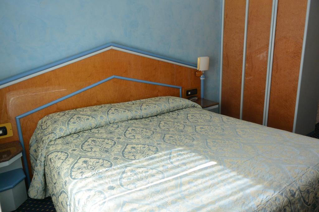 Hotel Lido Milano Esterno foto