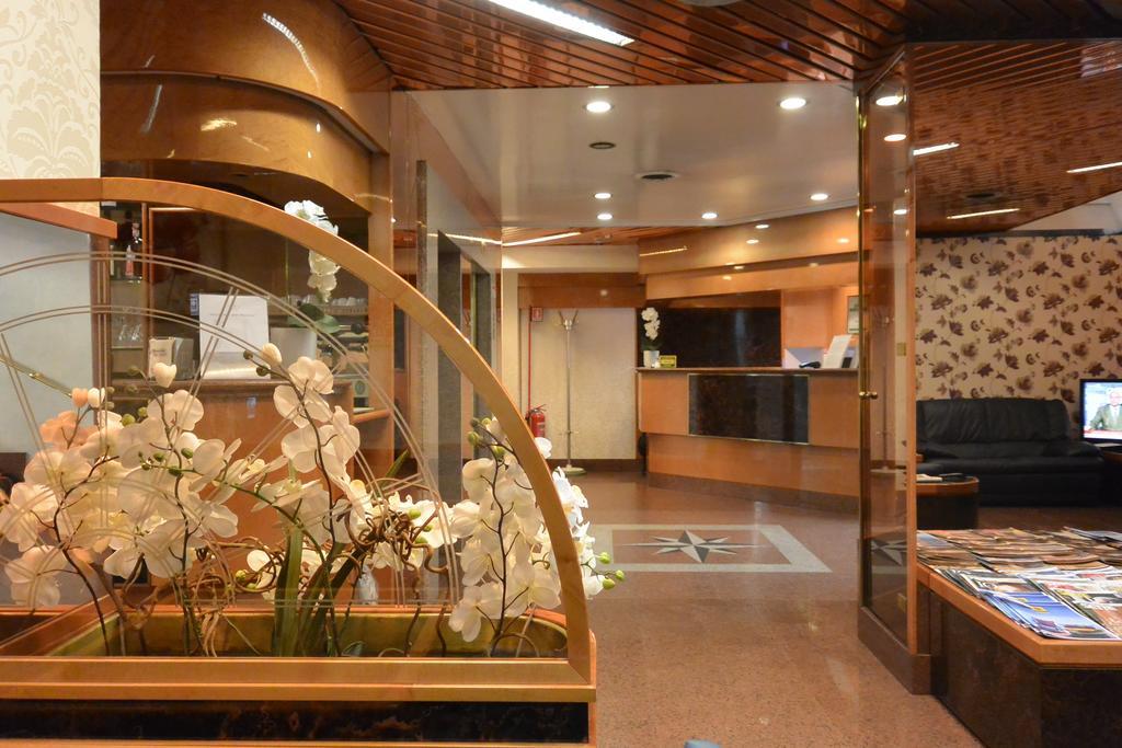 Hotel Lido Milano Esterno foto