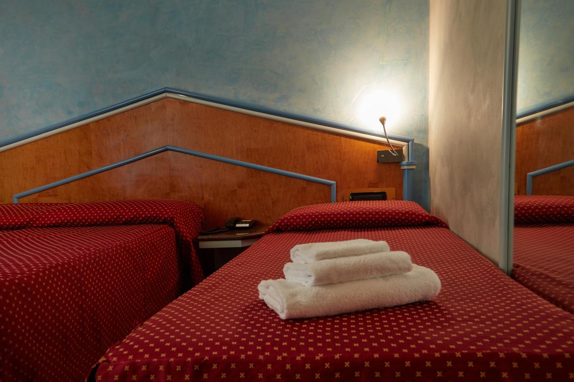 Hotel Lido Milano Esterno foto